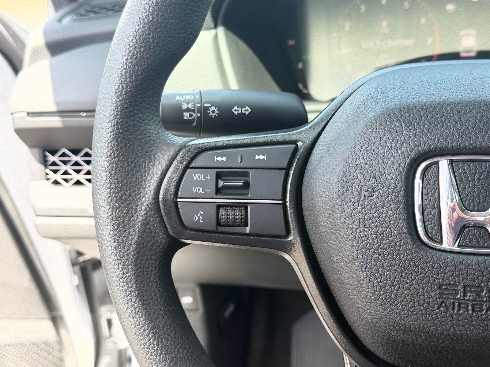 Certified 2024 Honda Accord EX image 21