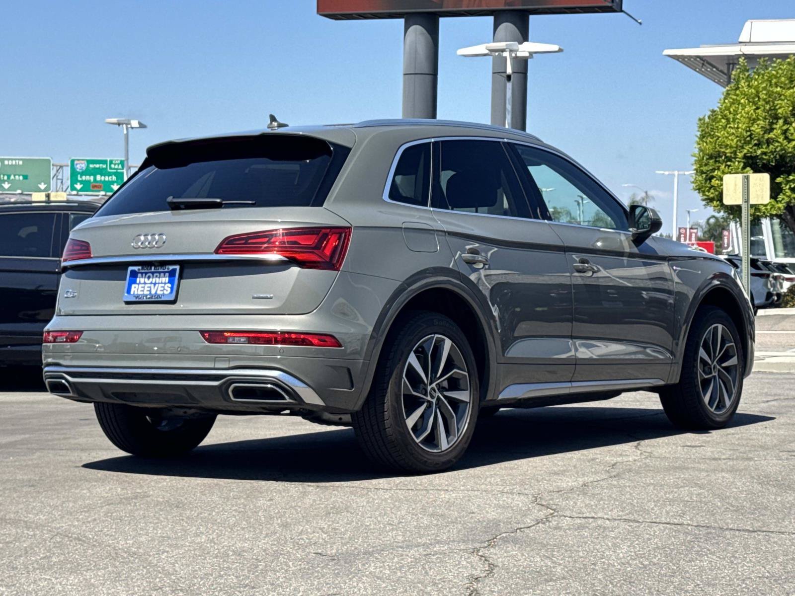 Used 2023 Audi Q5 2.0T Premium Plus AWD/4WD image 5