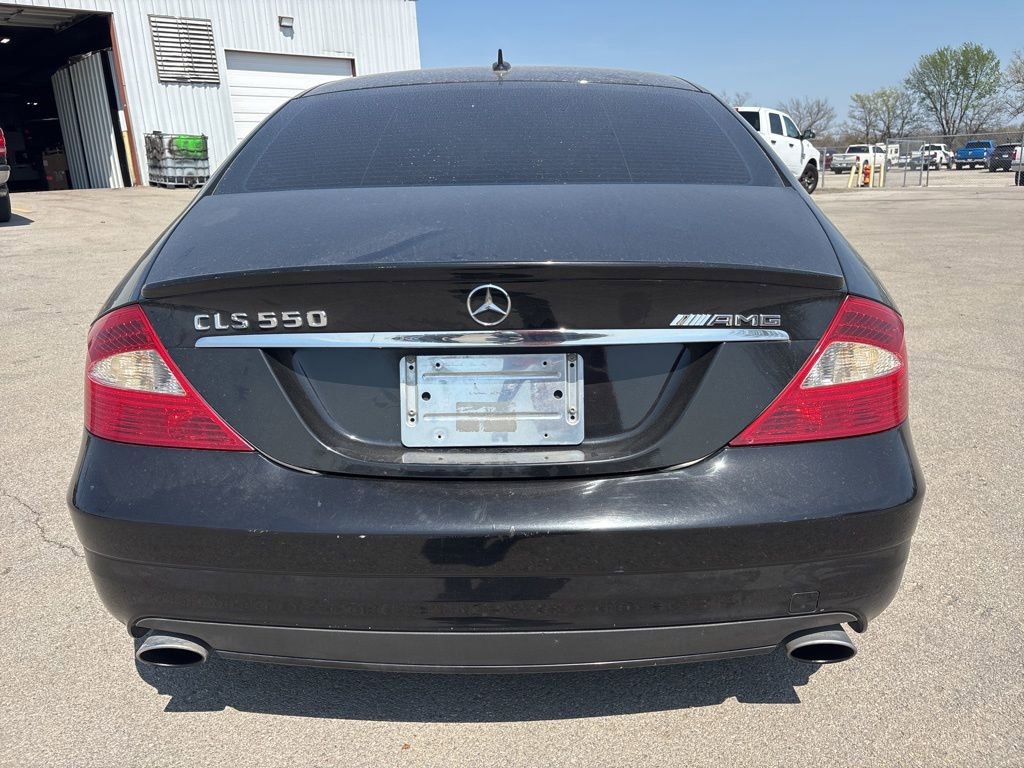 Used 2008 Mercedes-Benz CLS 550 image 4