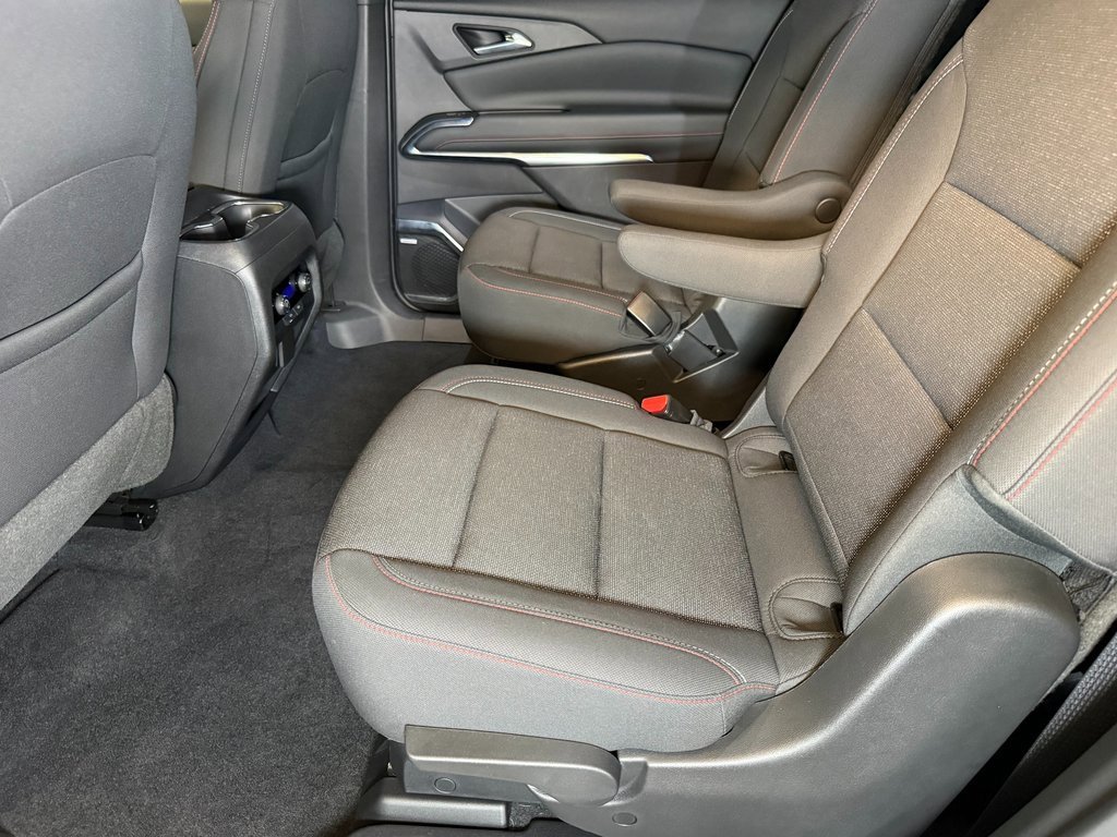 Used 2024 Chevrolet Traverse Z71 w/ Enhanced Driving Package image 20