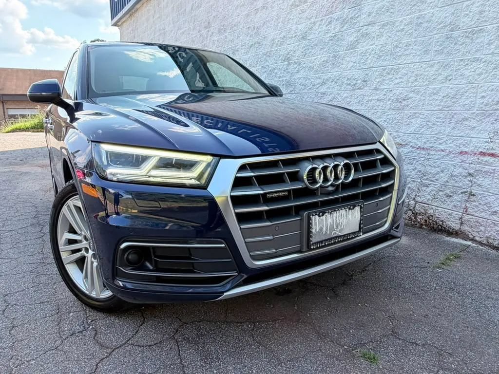 Used 2018 Audi Q5 Prestige w/ Prestige Package AWD/4WD image 2