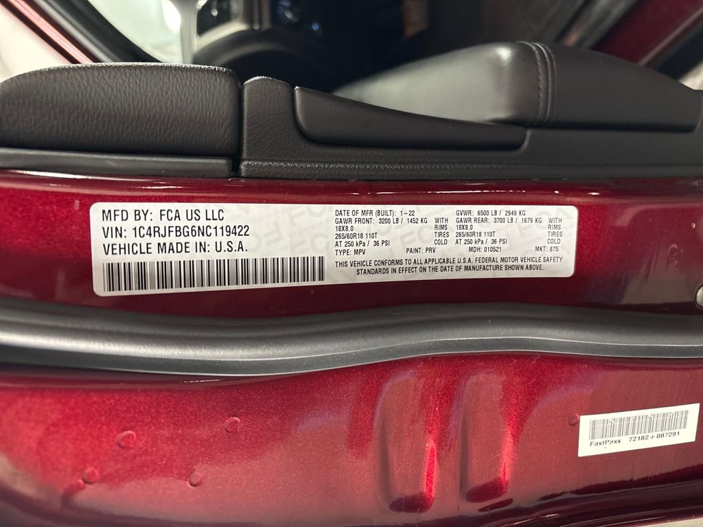 Used 2022 Jeep Grand Cherokee Limited w/ Tech Group image 31