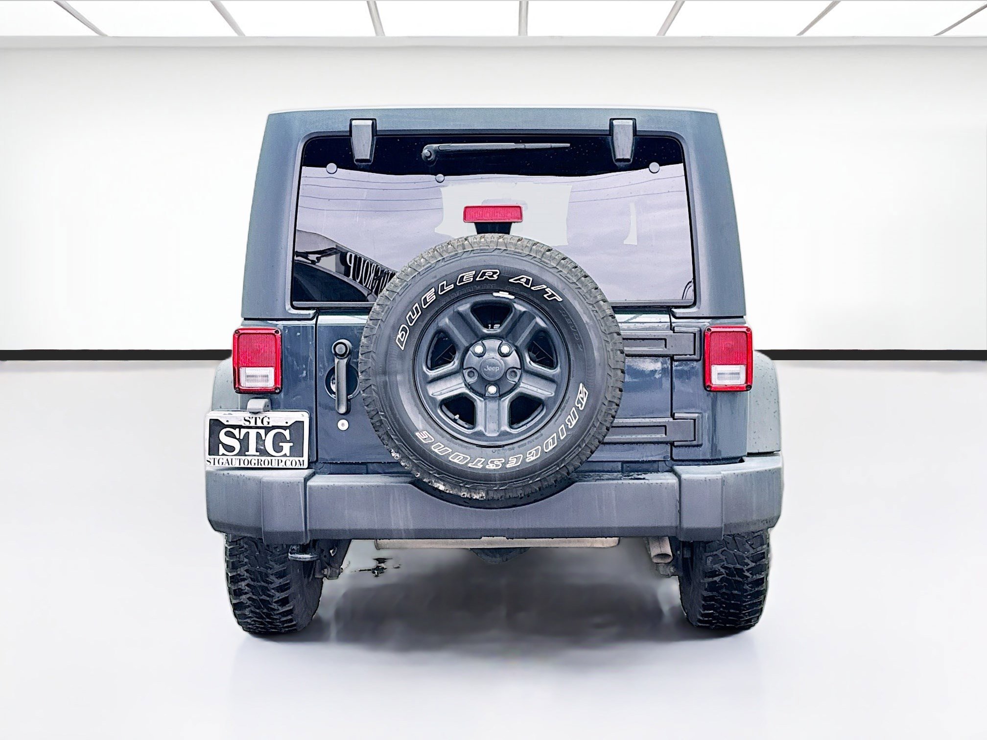 Used 2016 Jeep Wrangler Unlimited Sport w/ Connectivity Group image 5