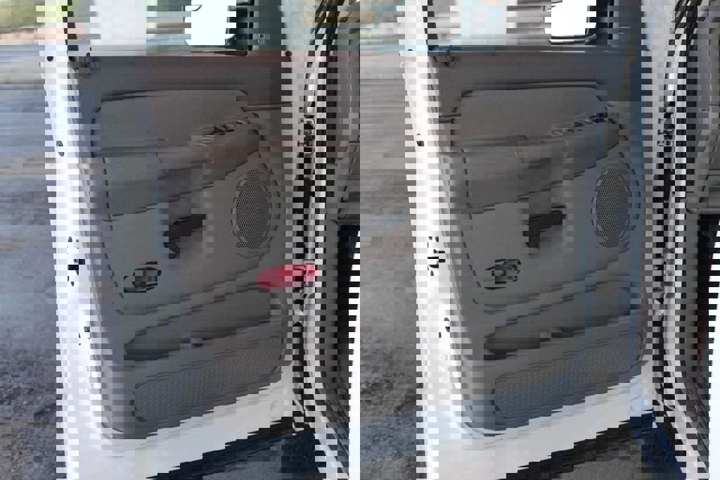 Used 2004 Dodge Ram 2500 Truck SLT w/ Trailer Tow Group image 13