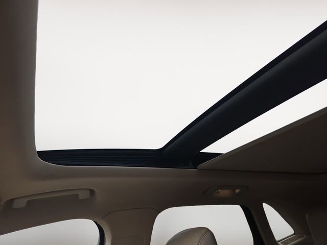 Used 2017 Lincoln MKC Reserve image 28