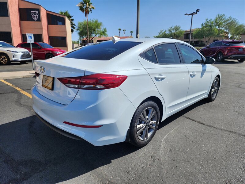 Used 2018 Hyundai Elantra SEL FWD image 3