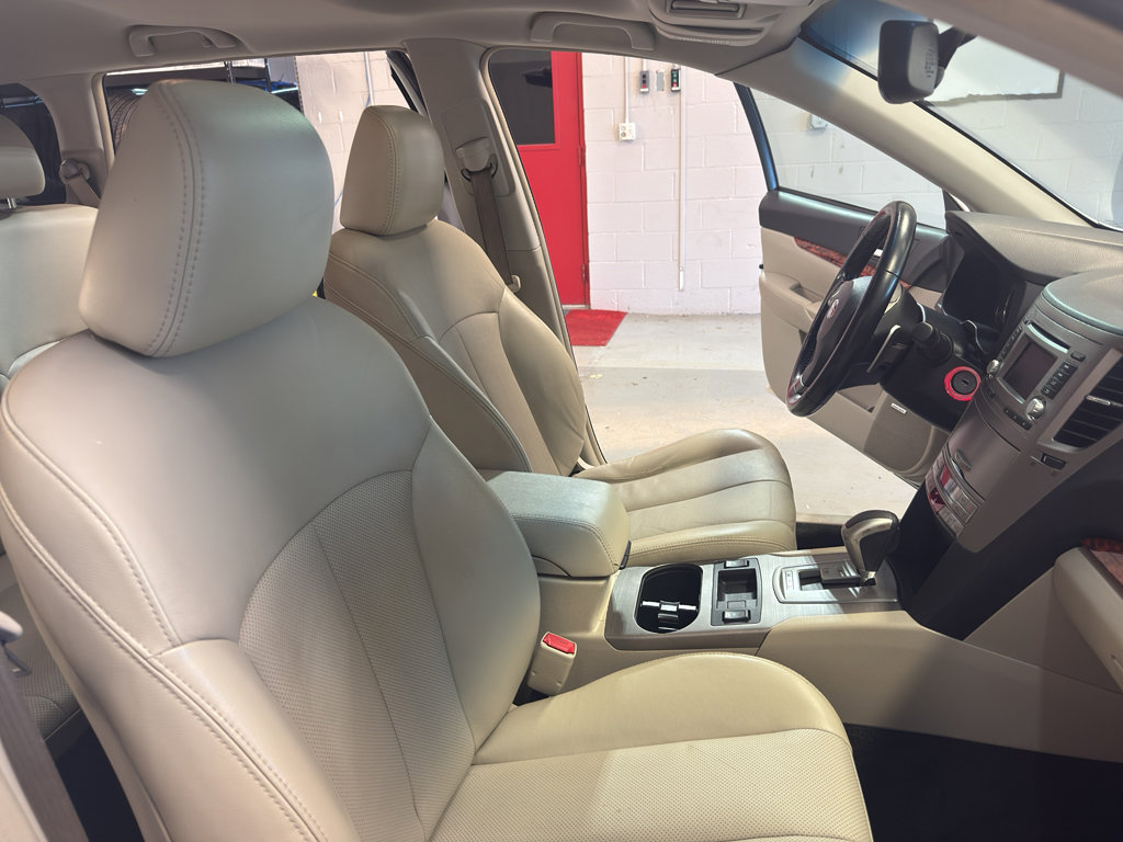 Used 2012 Subaru Outback 2.5i Limited w/ Moonroof Pkg image 22