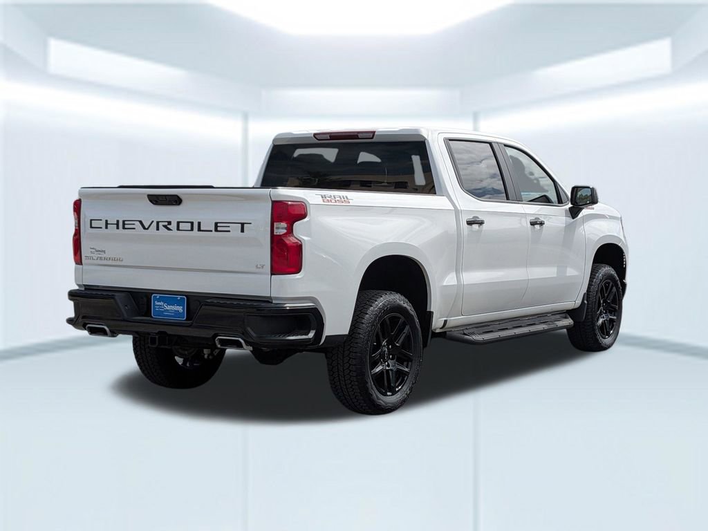 Used 2025 Chevrolet Silverado 1500 LT Trail Boss AWD/4WD image 6
