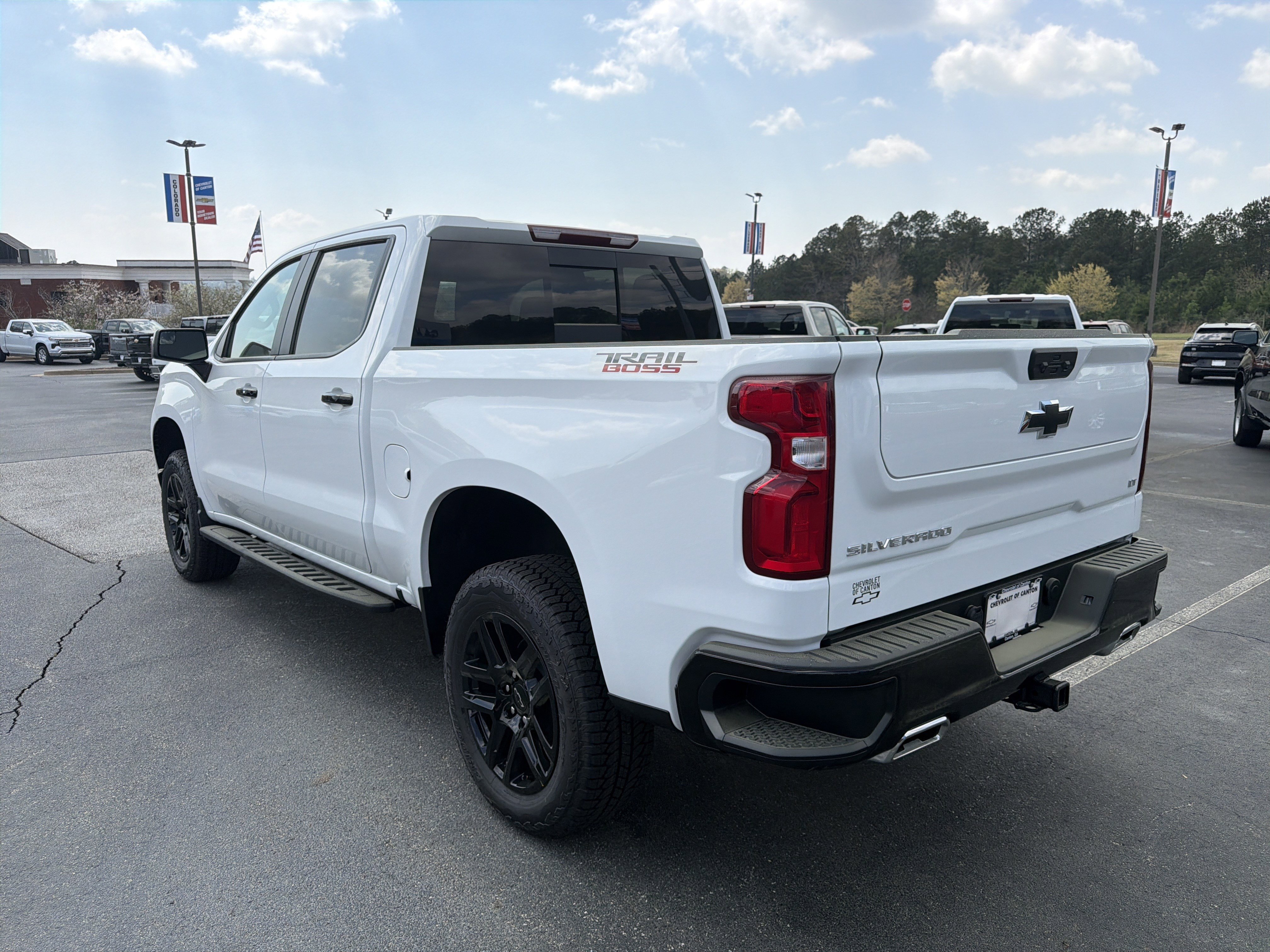 New 2026 Chevrolet Silverado 1500 LT Trail Boss w/ Convenience Package II image 7