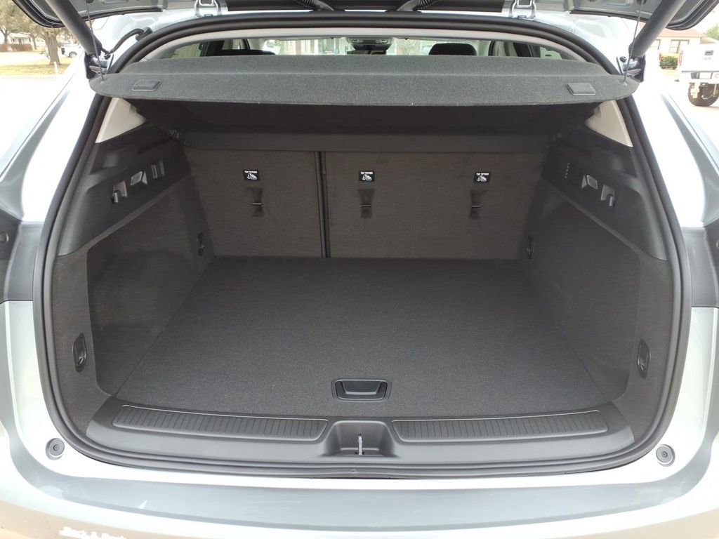 New 2026 Buick Envision Avenir image 11