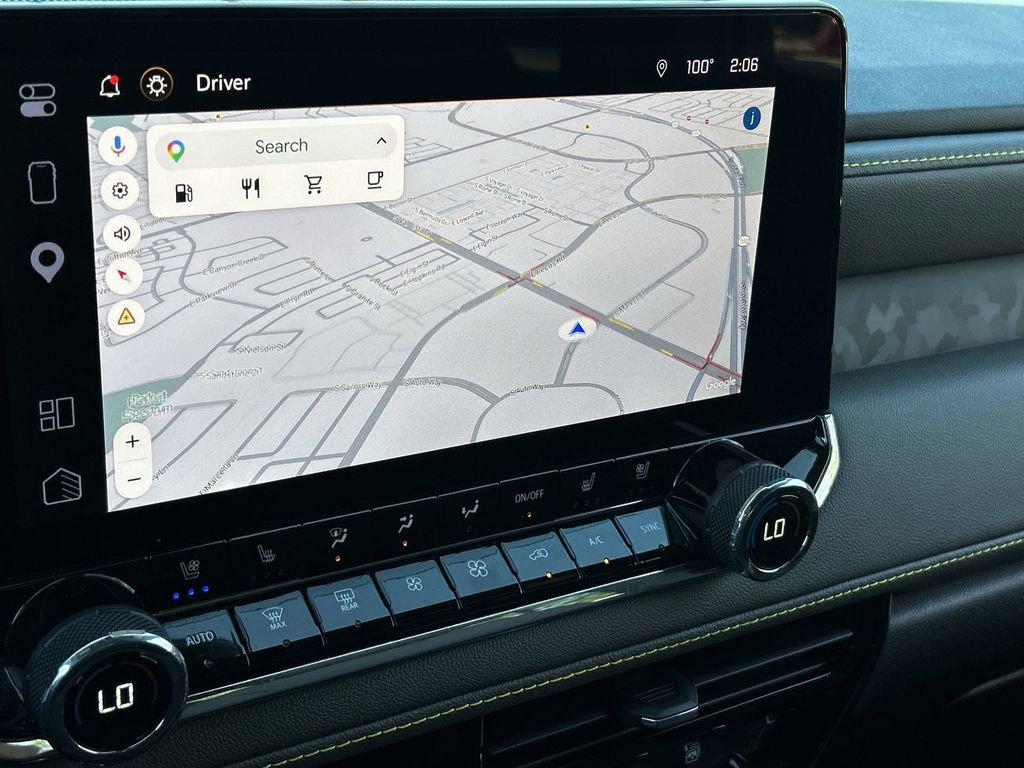 Used 2025 Chevrolet Colorado ZR2 w/ Midnight Edition AWD/4WD image 14