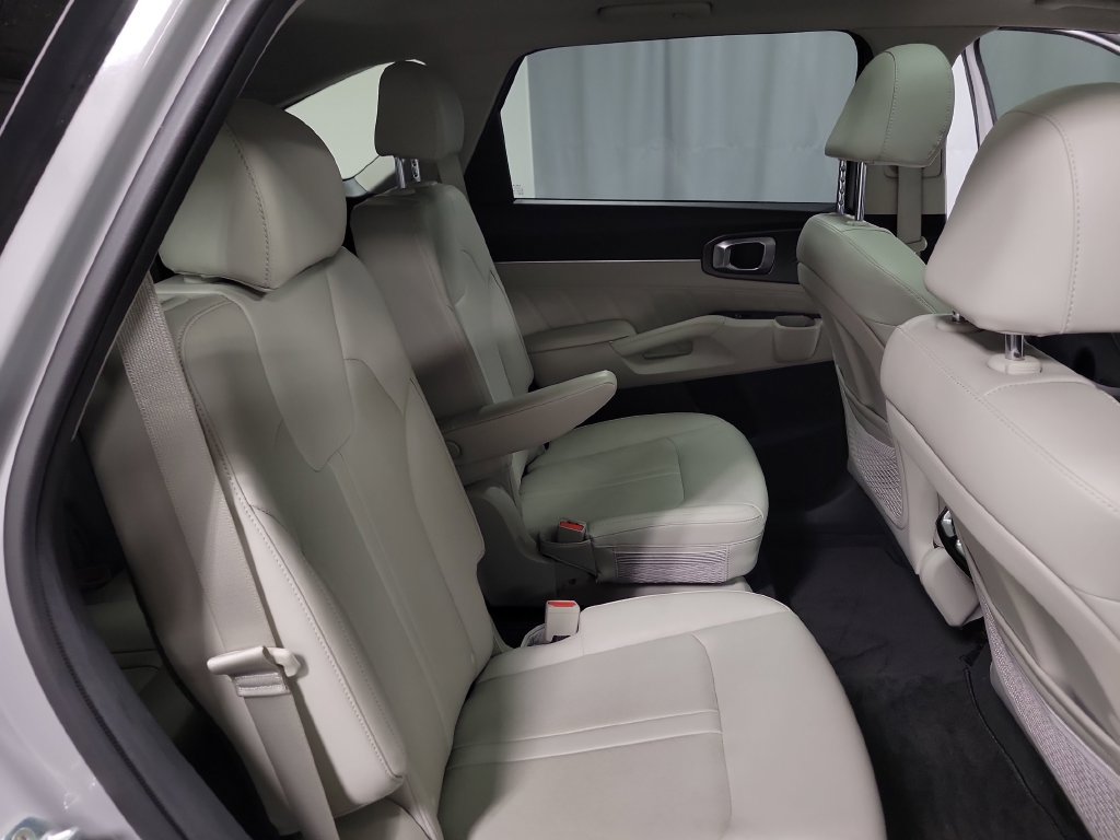 Used 2023 Kia Sorento SX FWD image 34