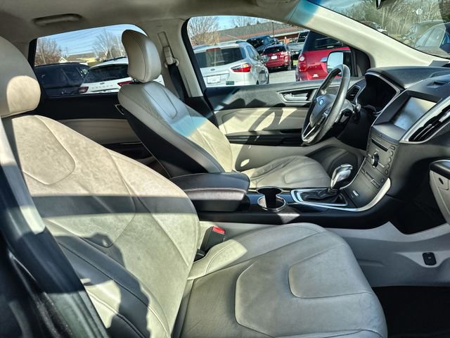 Used 2015 Ford Edge Titanium w/ Technology Package image 23