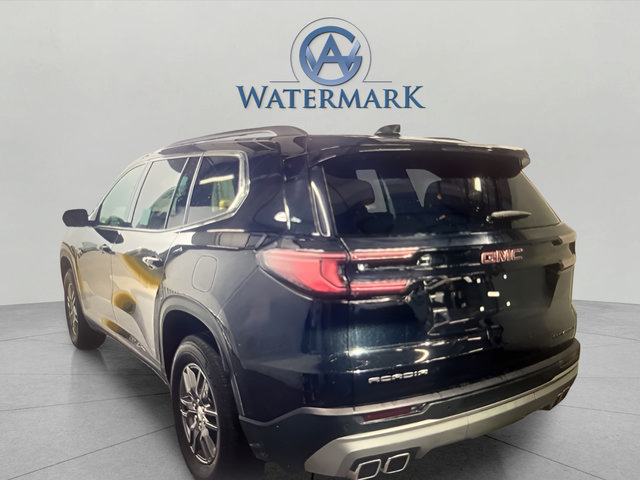Used 2025 GMC Acadia Elevation FWD image 2