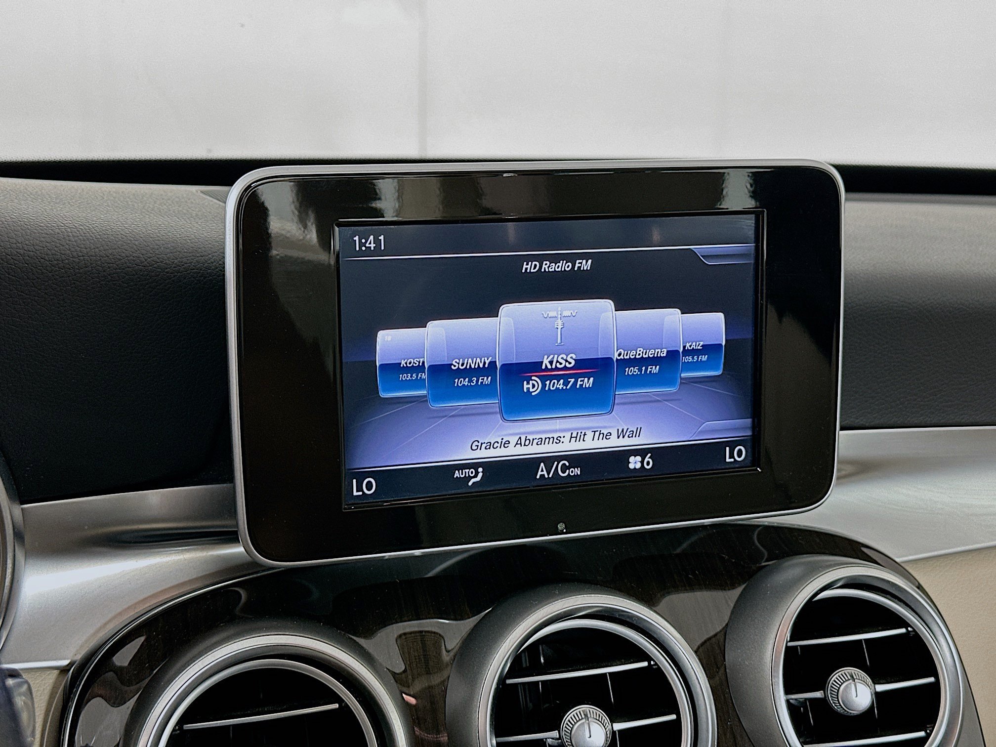 Used 2018 Mercedes-Benz C 300 Sedan image 21