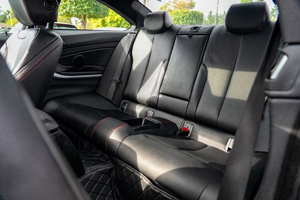 Used 2016 BMW 435i Coupe w/ Technology Package image 23