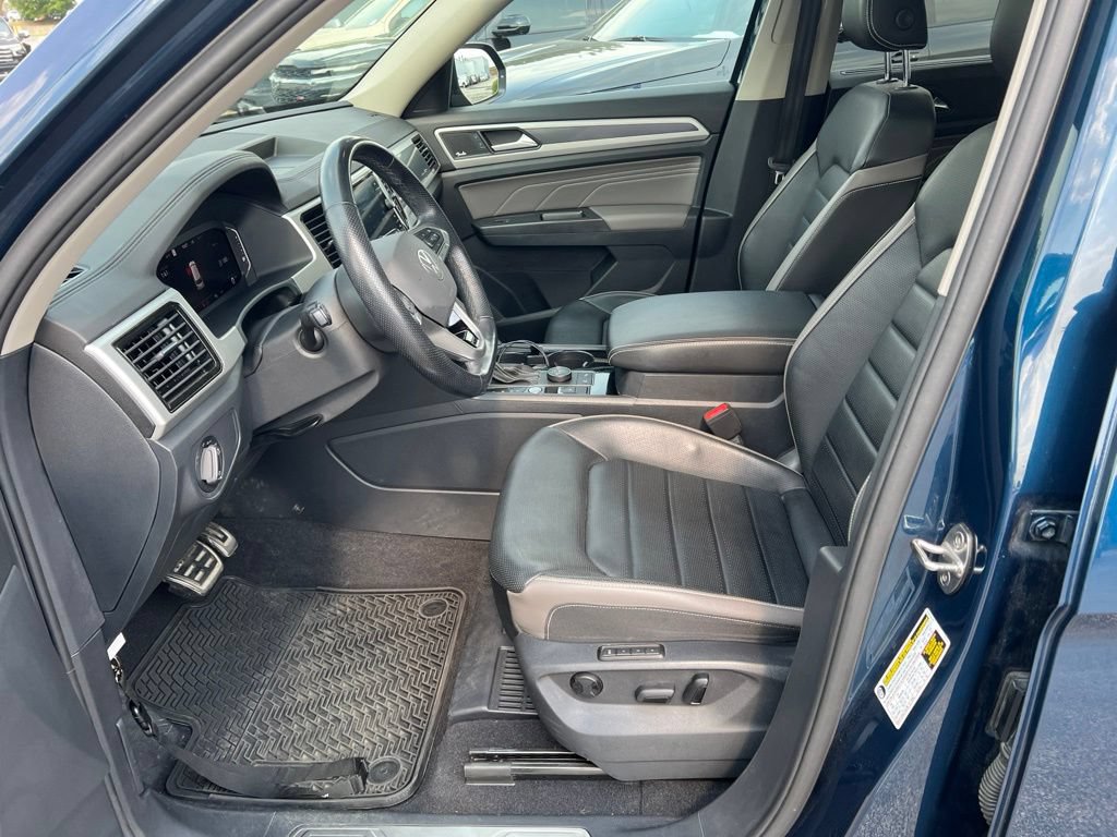 Used 2022 Volkswagen Atlas SEL Premium AWD/4WD image 7