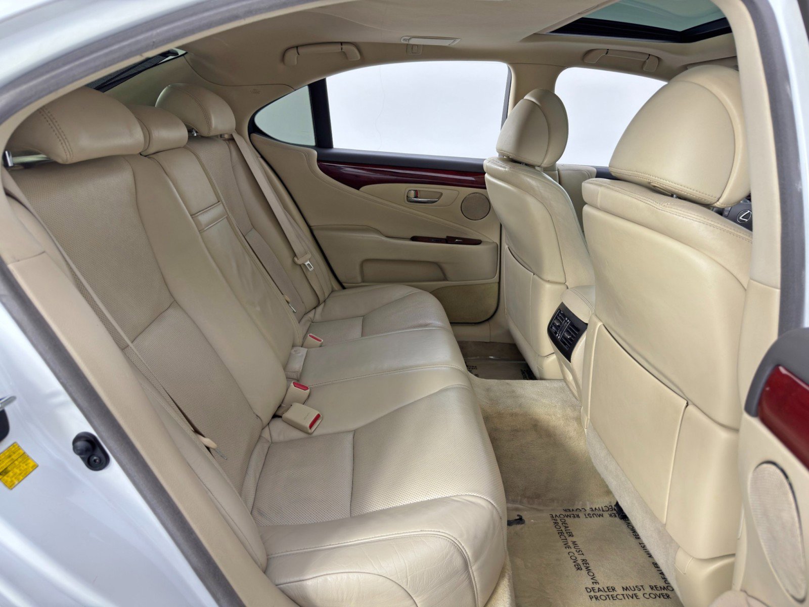 Used 2012 Lexus LS 460 w/ Comfort Pkg image 38