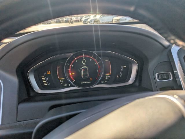 Used 2017 Volvo XC60 T6 Dynamic w/ Climate Package image 20