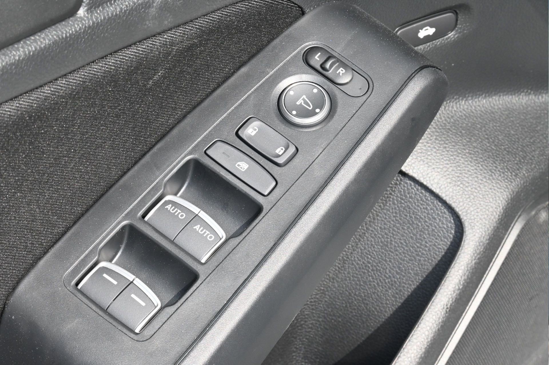 New 2025 Honda Civic Sport image 11