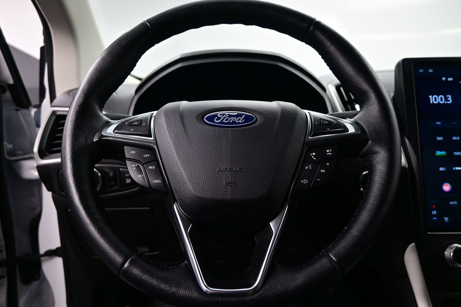 Used 2024 Ford Edge SEL w/ Convenience Package AWD/4WD image 22