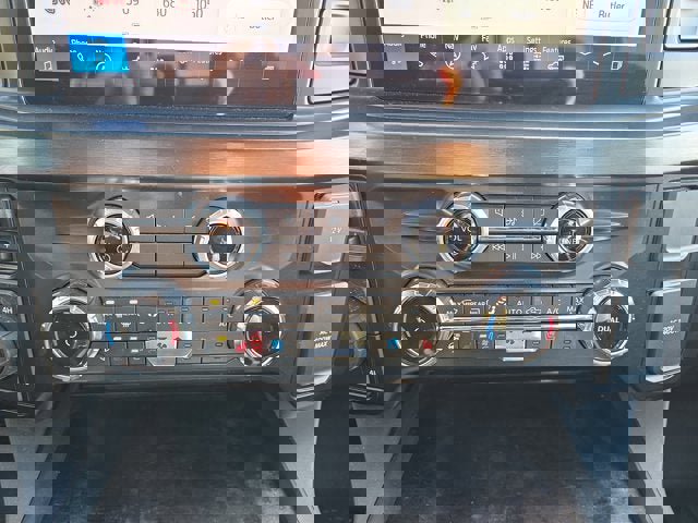 Used 2024 Ford F250 Lariat image 17