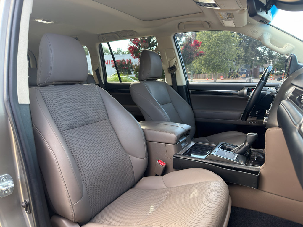 Used 2022 Lexus GX 460 Premium w/ Premium Plus Package AWD/4WD image 15