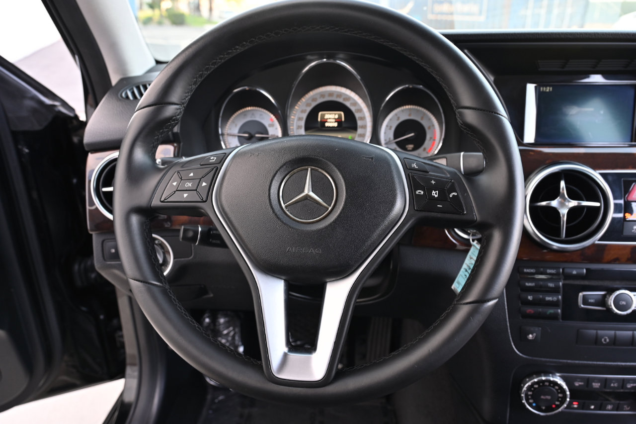 Used 2014 Mercedes-Benz GLK 350 2WD image 19