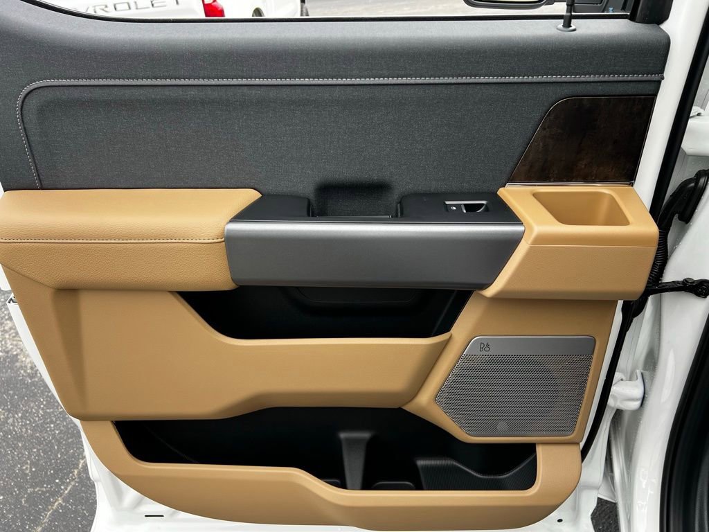 New 2026 Ford F250 Lariat w/ Lariat Premium Package image 16