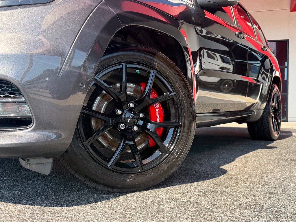 Used 2020 Jeep Grand Cherokee SRT AWD/4WD image 2
