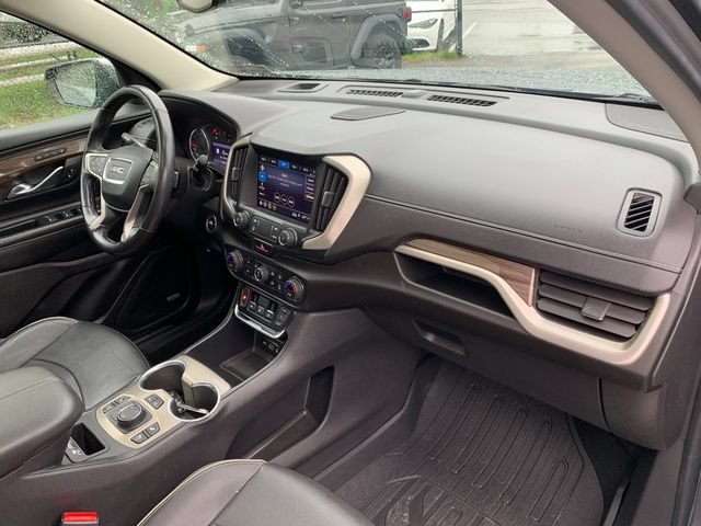 Used 2020 GMC Terrain Denali w/ Denali Premium Package AWD/4WD image 12
