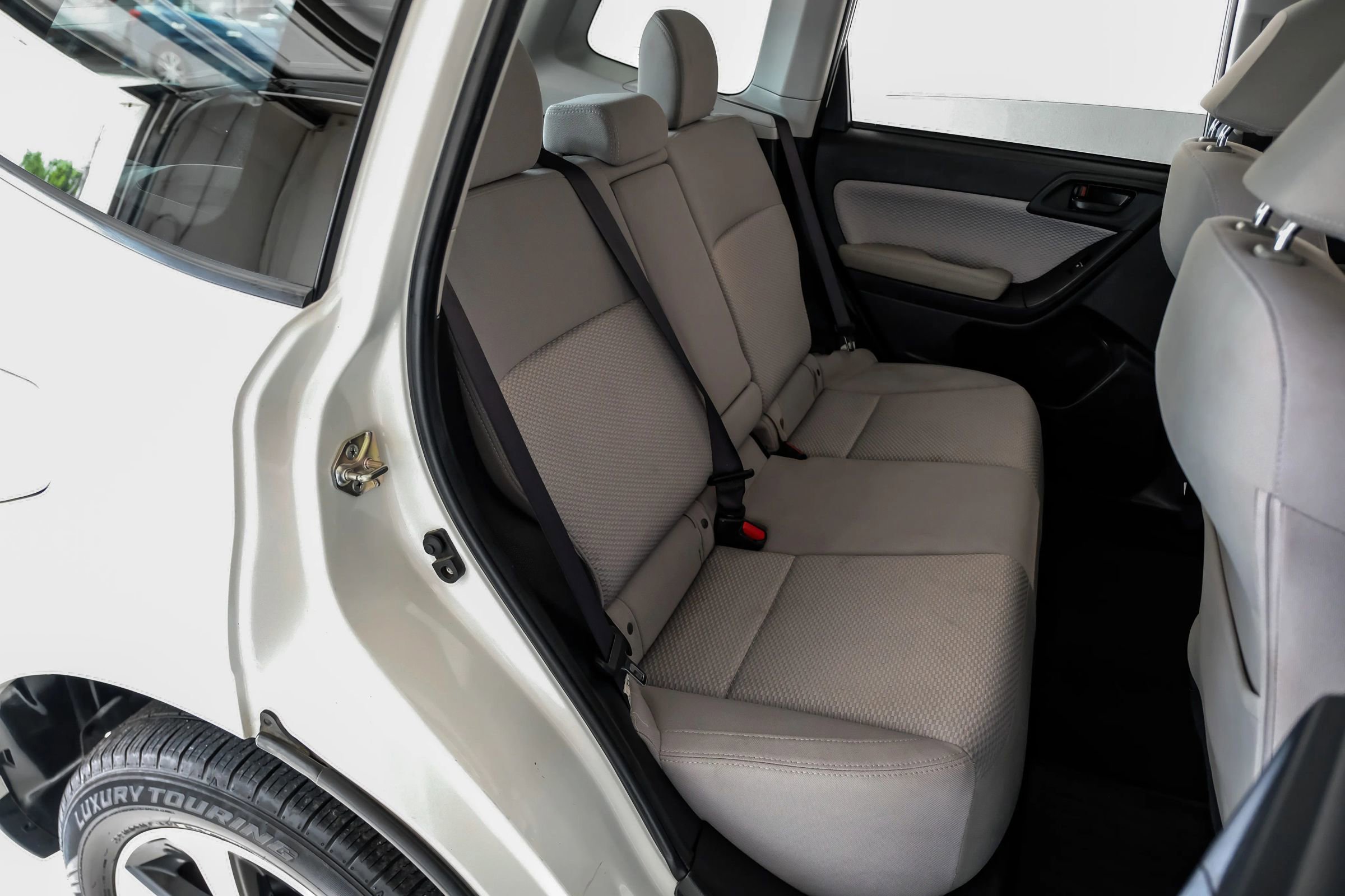 Used 2018 Subaru Forester 2.5i Premium w/ Popular Package #2A AWD/4WD image 33