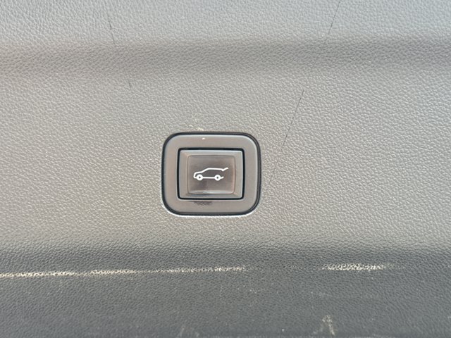 Used 2021 Chevrolet Tahoe High Country w/ Premium Package AWD/4WD image 14