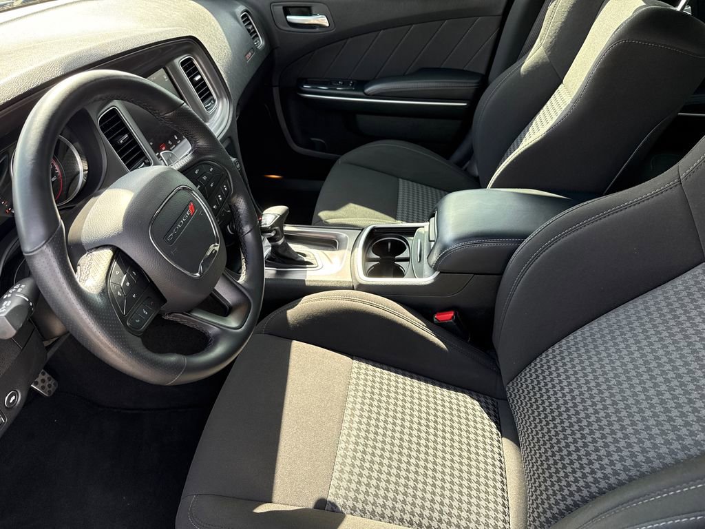 Used 2023 Dodge Charger Scat Pack w/ Navigation & Travel Group image 19