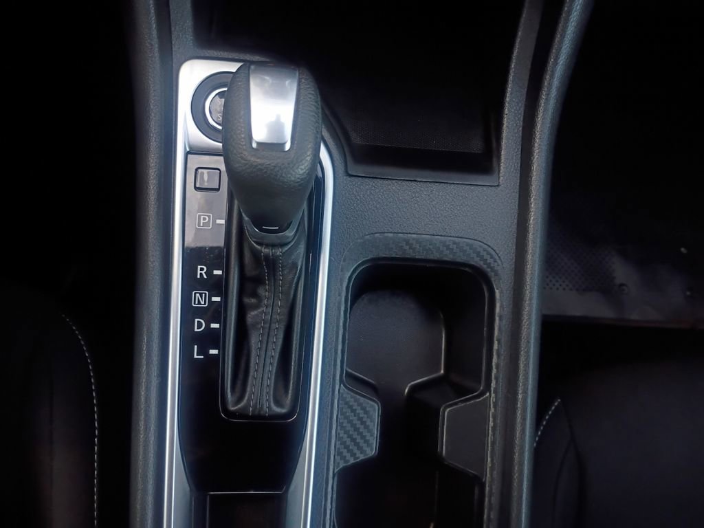 Used 2024 Nissan Sentra SV FWD image 10