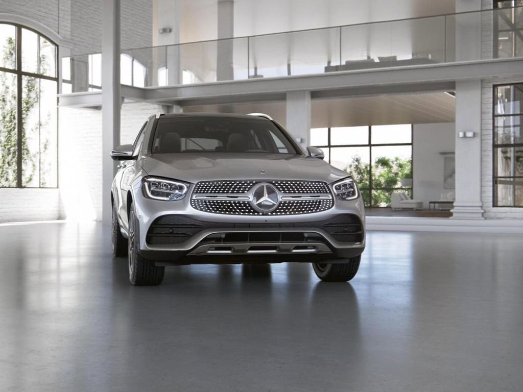Used 2021 Mercedes-Benz GLC 300 4MATIC image 9