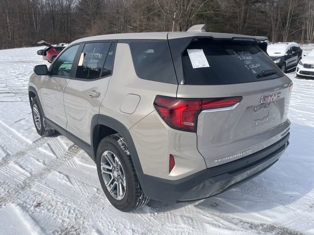 Used 2025 GMC Terrain Elevation image 8