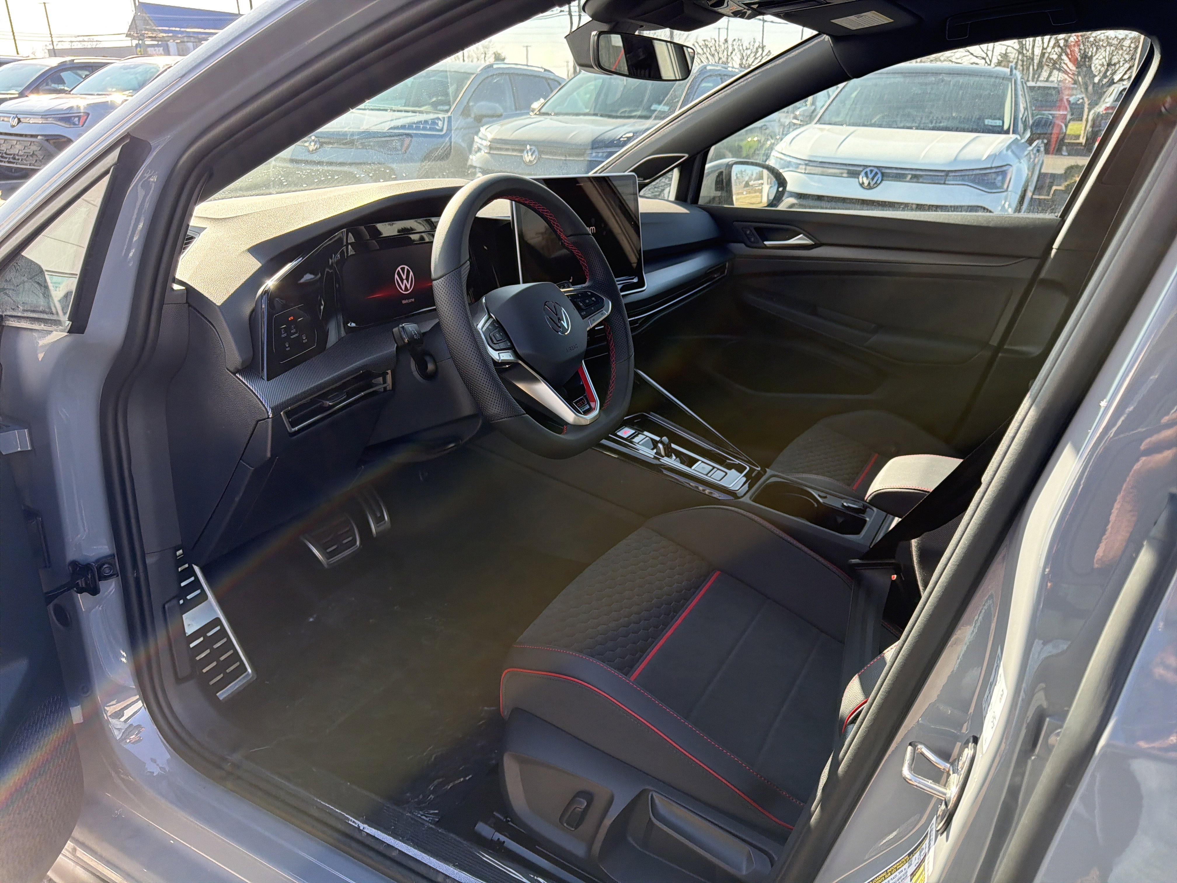 New 2026 Volkswagen GTI SE FWD image 13