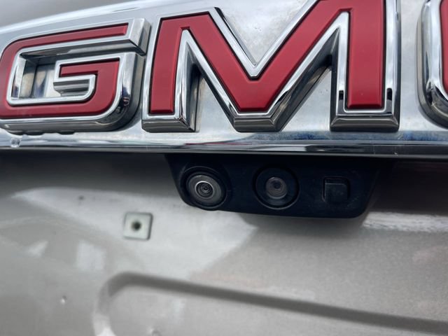Used 2022 GMC Acadia Denali w/ Denali Ultimate Package AWD/4WD image 16