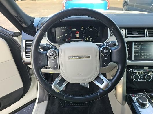 Used 2016 Land Rover Range Rover HSE image 6