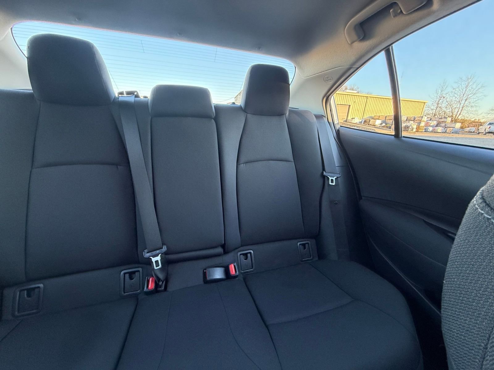 Used 2025 Toyota Corolla LE image 35