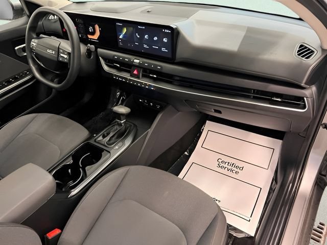 Used 2025 Kia K4 FWD image 14