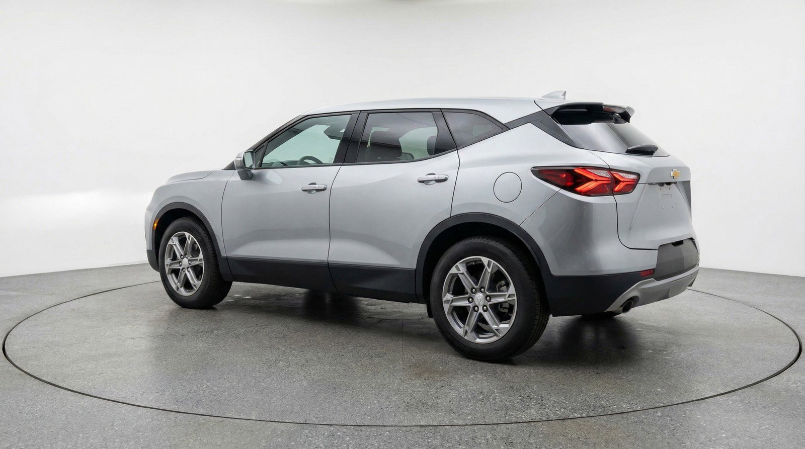 Used 2025 Chevrolet Blazer LT image 6