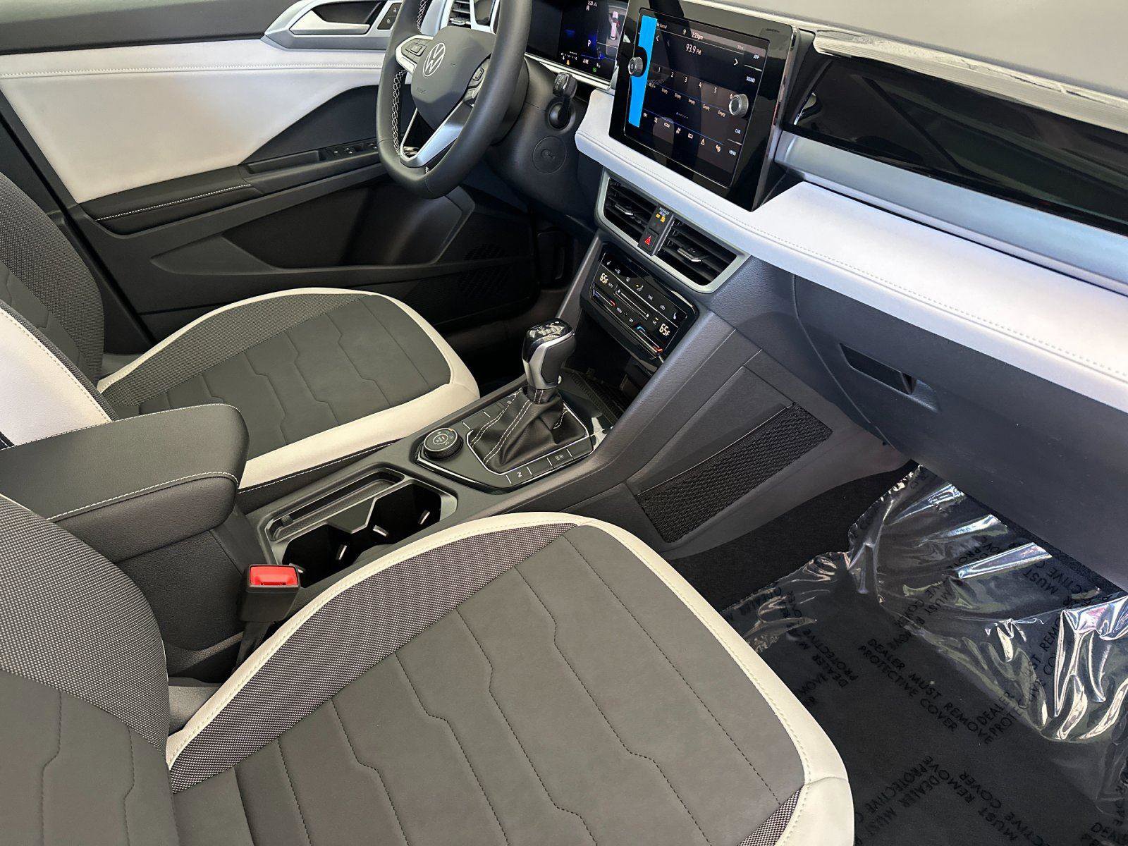New 2026 Volkswagen Taos SE AWD/4WD image 15