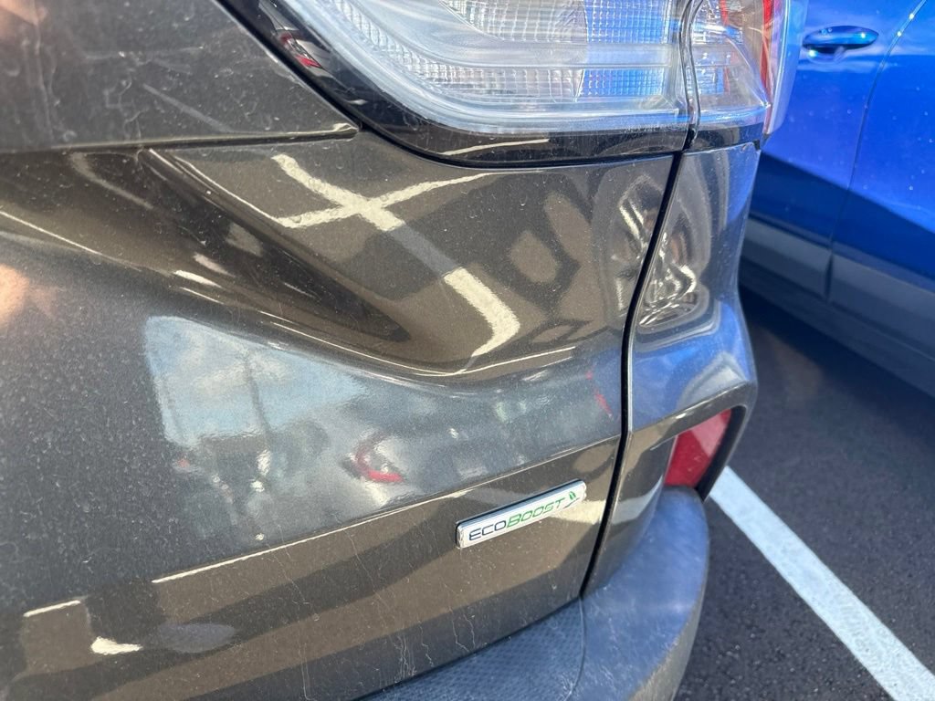 Used 2020 Ford Escape SEL FWD image 22
