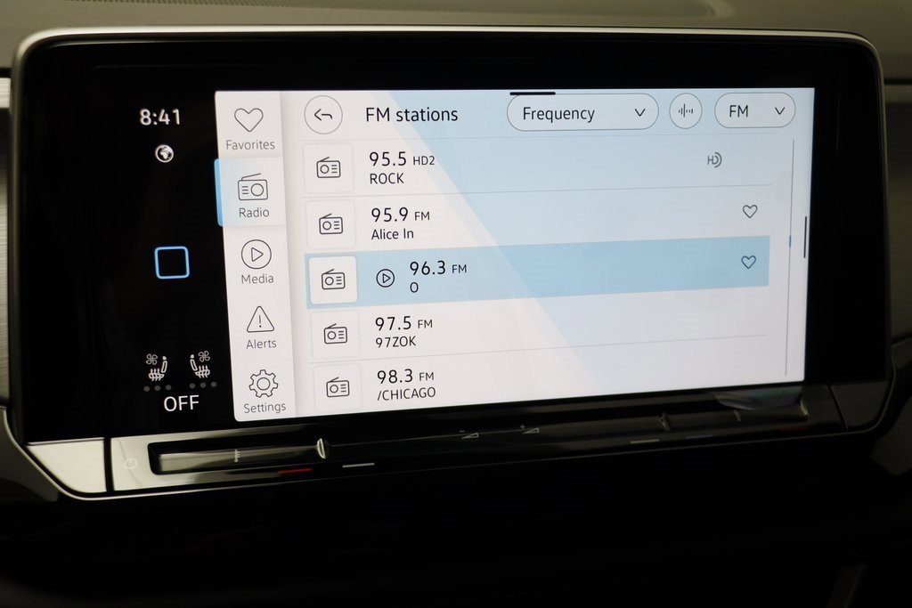 New 2026 Volkswagen Atlas Cross Sport SE image 9