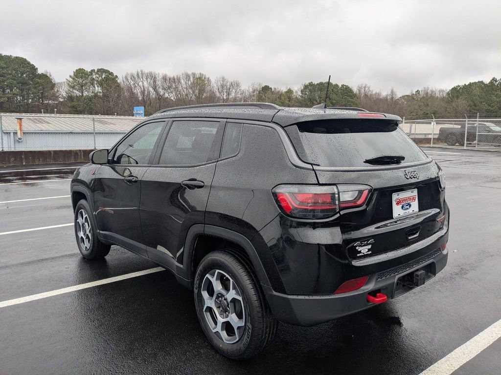 Used 2022 Jeep Compass Trailhawk w/ Trailhawk Elite Group image 9