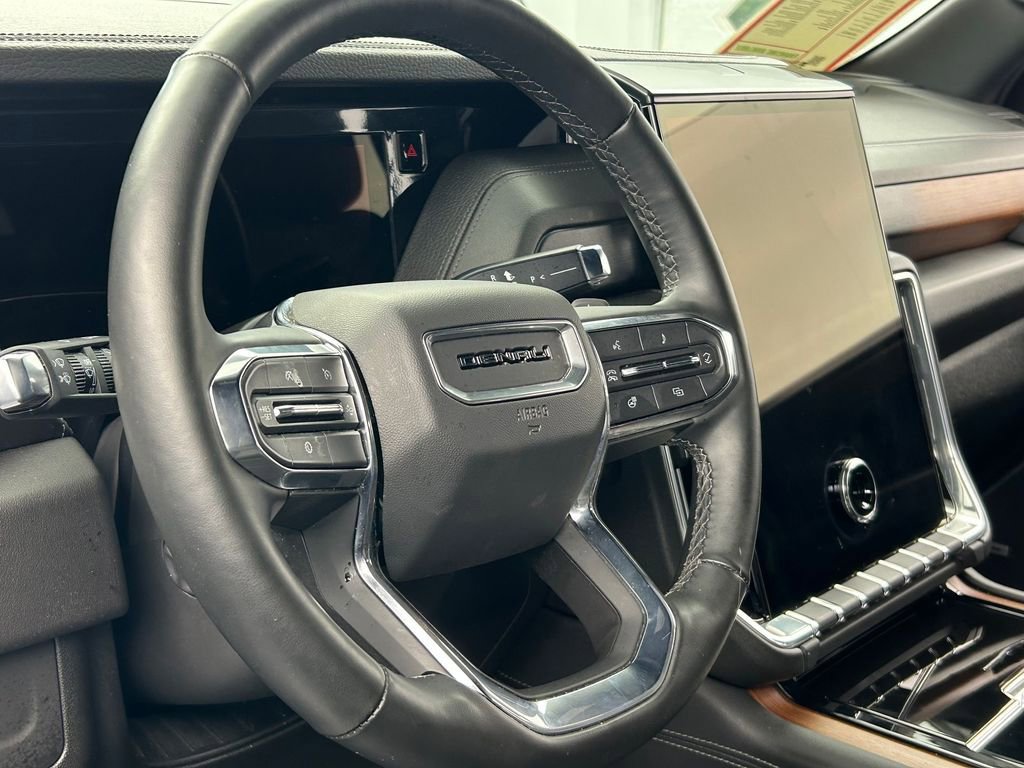 Used 2025 GMC Yukon Denali AWD/4WD image 14