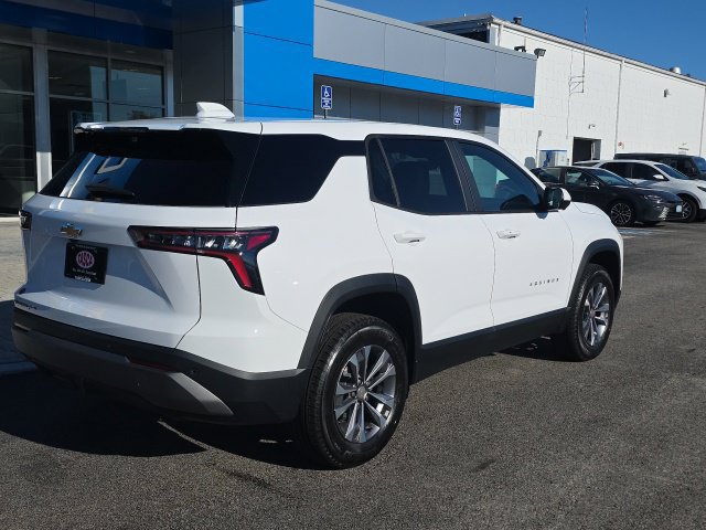 New 2027 Chevrolet Equinox LT w/ Convenience Package II AWD/4WD image 7