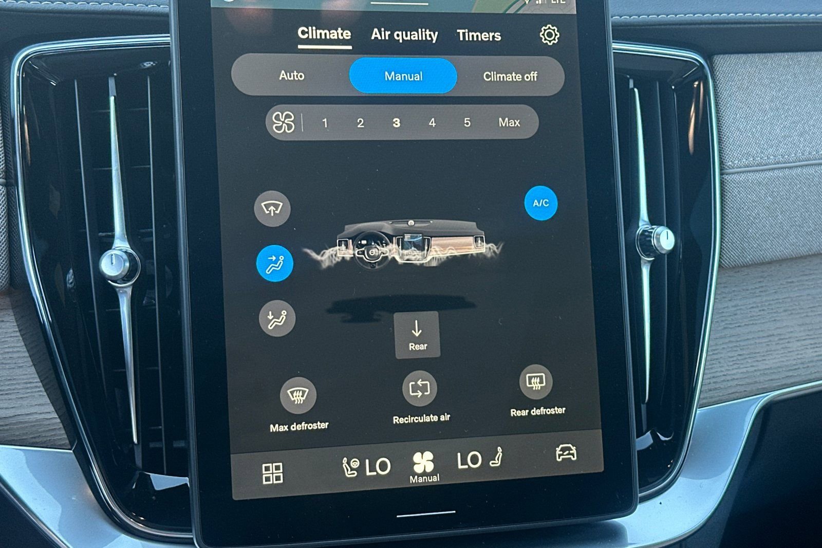 New 2026 Volvo XC90 B6 Core AWD/4WD image 20